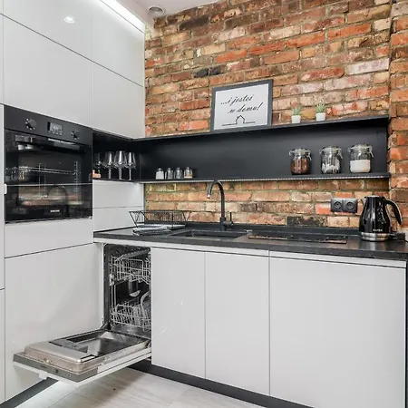 Riverside By Renters Apartment *